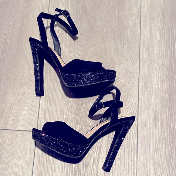 NWOT Nina Black Glitter Platforms - Picture 2 of 6
